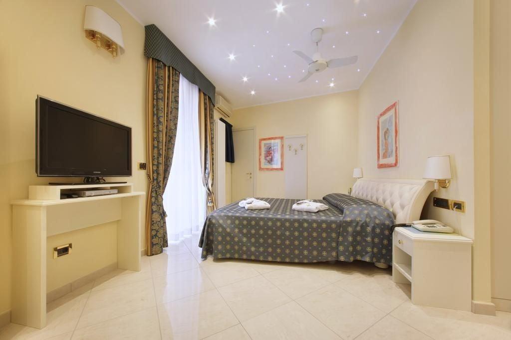 Hotel Ristorante Toscana Alassio Zewnętrze zdjęcie